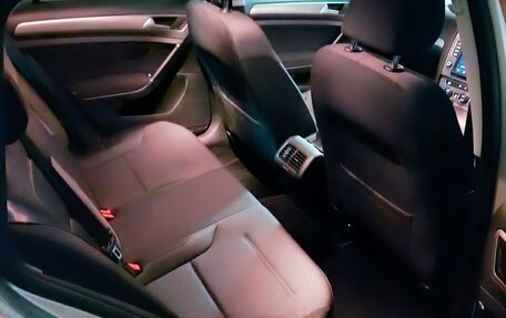 Volkswagen Golf VII, 2016 год, 1 455 000 рублей, 25 фотография