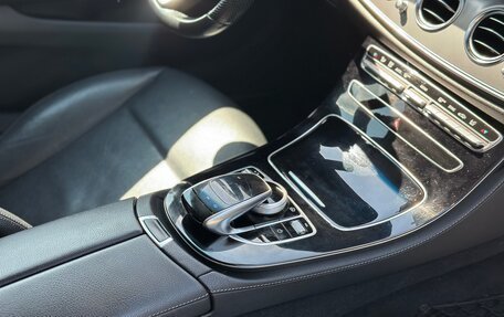 Mercedes-Benz E-Класс, 2016 год, 2 695 000 рублей, 29 фотография