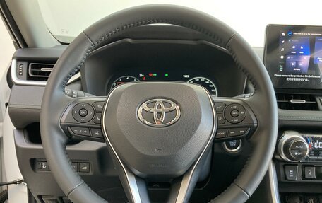Toyota RAV4, 2025 год, 3 770 000 рублей, 15 фотография
