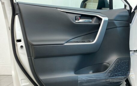 Toyota RAV4, 2025 год, 3 770 000 рублей, 18 фотография