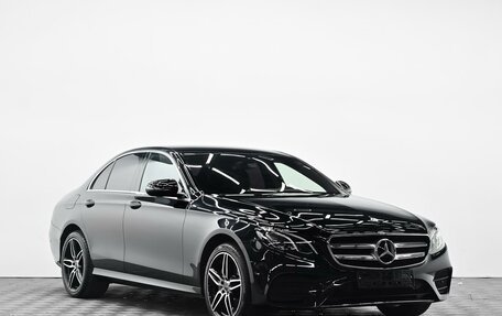 Mercedes-Benz E-Класс, 2018 год, 2 795 000 рублей, 2 фотография