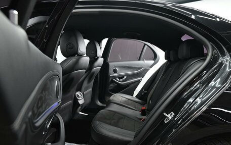Mercedes-Benz E-Класс, 2018 год, 2 795 000 рублей, 17 фотография