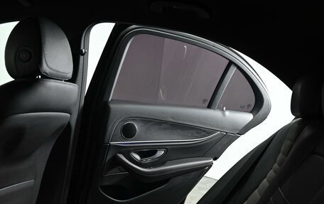 Mercedes-Benz E-Класс, 2018 год, 2 795 000 рублей, 19 фотография
