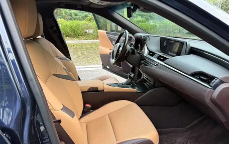 Lexus ES VII, 2020 год, 2 700 000 рублей, 9 фотография
