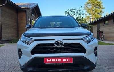 Toyota RAV4, 2021 год, 3 600 000 рублей, 1 фотография