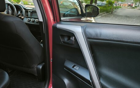 Toyota RAV4, 2018 год, 2 619 000 рублей, 9 фотография
