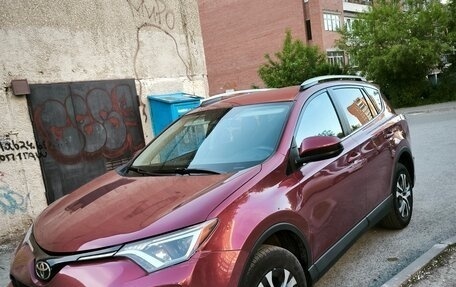 Toyota RAV4, 2018 год, 2 619 000 рублей, 3 фотография