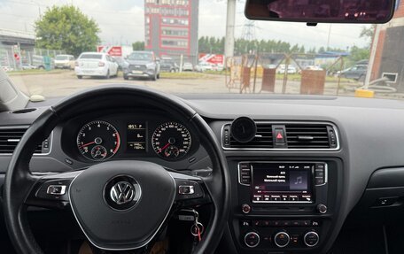 Volkswagen Jetta VI, 2014 год, 1 000 000 рублей, 10 фотография
