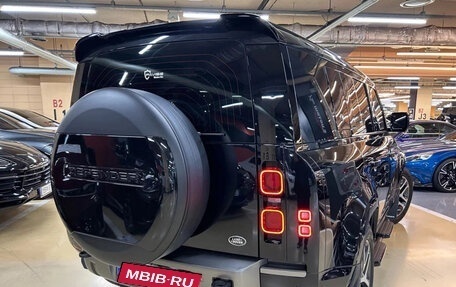 Land Rover Defender II, 2021 год, 5 630 000 рублей, 10 фотография