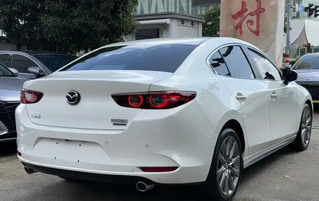 Mazda 3, 2023 год, 1 730 045 рублей, 9 фотография