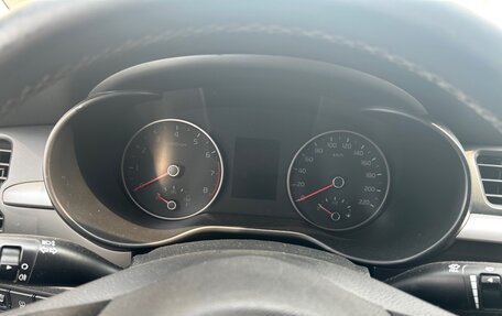 KIA Rio IV, 2018 год, 650 000 рублей, 10 фотография
