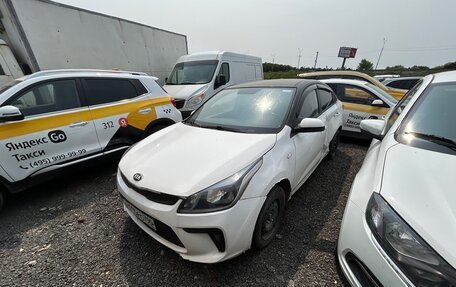KIA Rio IV, 2018 год, 650 000 рублей, 3 фотография