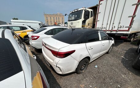 KIA Rio IV, 2018 год, 650 000 рублей, 2 фотография