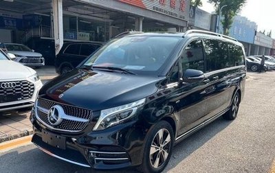 Mercedes-Benz V-Класс, 2022 год, 4 700 000 рублей, 1 фотография