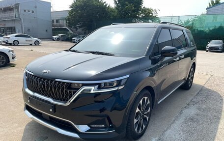 KIA Carnival, 2021 год, 3 100 000 рублей, 1 фотография