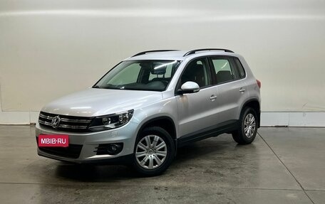 Volkswagen Tiguan I, 2011 год, 948 000 рублей, 1 фотография
