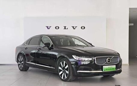 Volvo S90 II рестайлинг, 2025 год, 6 500 000 рублей, 3 фотография