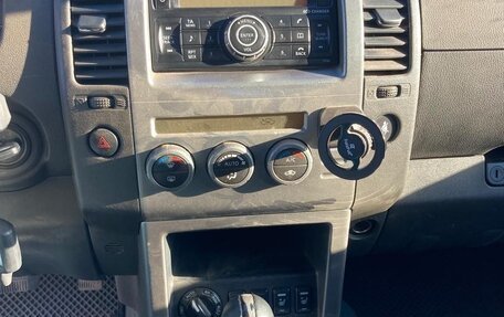 Nissan Pathfinder, 2007 год, 650 000 рублей, 12 фотография