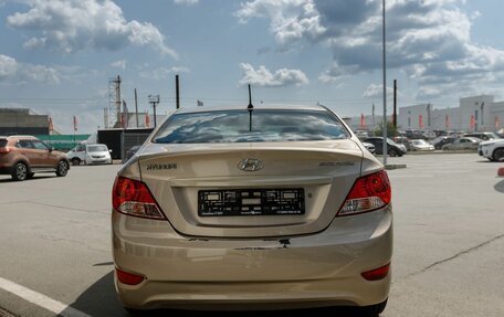 Hyundai Solaris II рестайлинг, 2011 год, 600 000 рублей, 6 фотография