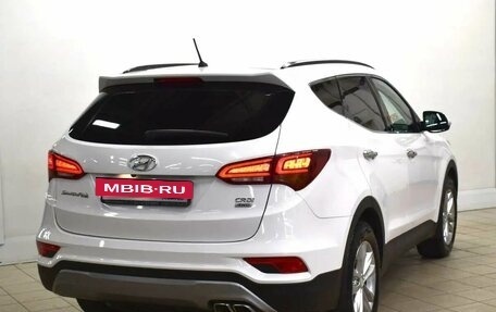 Hyundai Santa Fe III рестайлинг, 2016 год, 2 085 000 рублей, 4 фотография