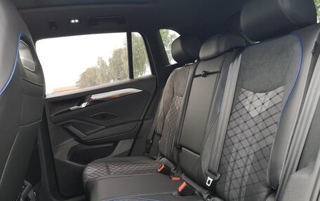 Volkswagen Tiguan, 2025 год, 9 090 000 рублей, 10 фотография