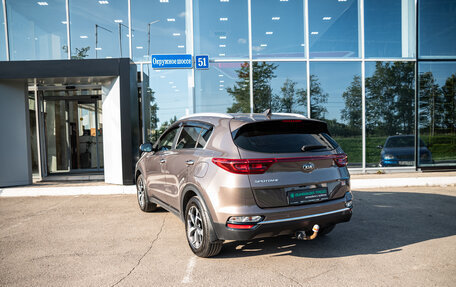 KIA Sportage IV рестайлинг, 2020 год, 2 200 000 рублей, 8 фотография