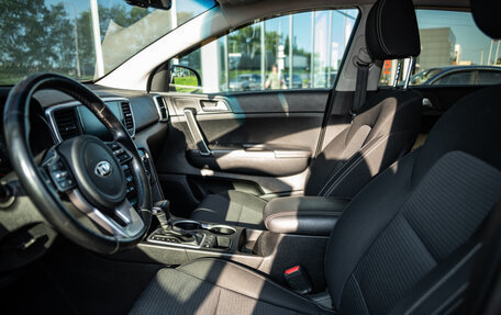 KIA Sportage IV рестайлинг, 2020 год, 2 200 000 рублей, 11 фотография