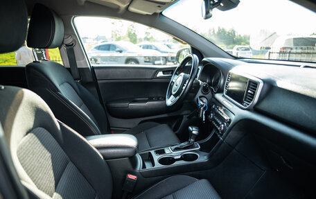 KIA Sportage IV рестайлинг, 2020 год, 2 200 000 рублей, 16 фотография