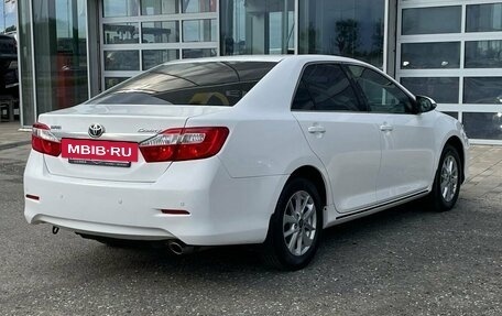 Toyota Camry, 2012 год, 1 620 000 рублей, 4 фотография