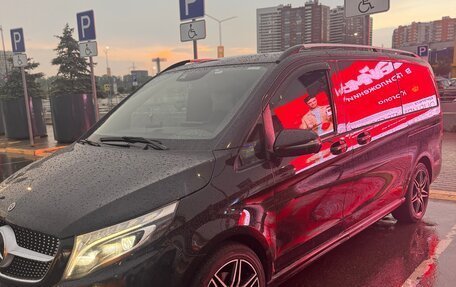 Mercedes-Benz V-Класс, 2021 год, 6 200 000 рублей, 2 фотография