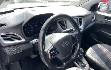 Hyundai Solaris II рестайлинг, 2019 год, 1 250 000 рублей, 5 фотография
