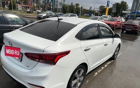 Hyundai Solaris II рестайлинг, 2019 год, 1 250 000 рублей, 3 фотография