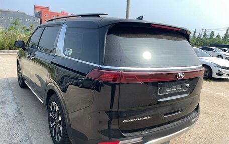 KIA Carnival, 2021 год, 3 100 000 рублей, 3 фотография