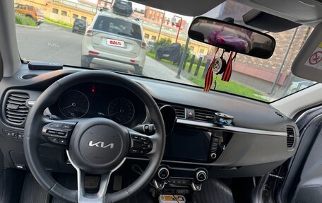 KIA Rio IV, 2021 год, 1 800 000 рублей, 9 фотография