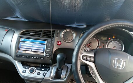 Honda Stream II, 2009 год, 1 490 000 рублей, 13 фотография
