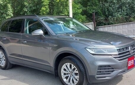 Volkswagen Touareg III, 2021 год, 5 000 000 рублей, 2 фотография
