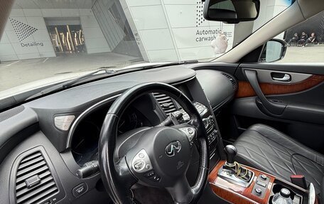 Infiniti QX70, 2013 год, 2 080 000 рублей, 14 фотография