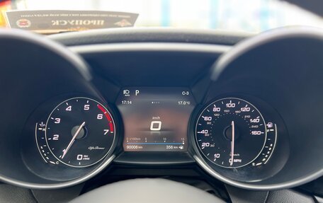 Alfa Romeo Giulia II, 2016 год, 2 100 000 рублей, 10 фотография