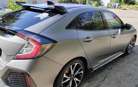 Honda Civic IX, 2017 год, 1 800 000 рублей, 2 фотография