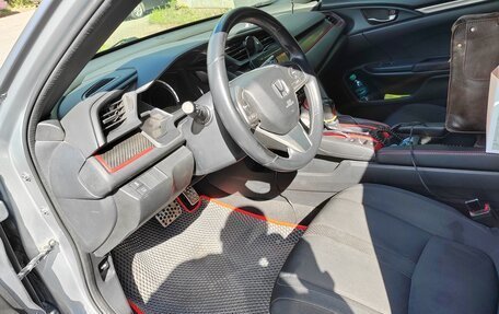 Honda Civic IX, 2017 год, 1 800 000 рублей, 10 фотография