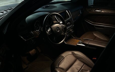 Mercedes-Benz GL-Класс, 2013 год, 2 500 000 рублей, 3 фотография