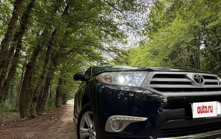 Toyota Highlander III, 2011 год, 2 250 000 рублей, 20 фотография