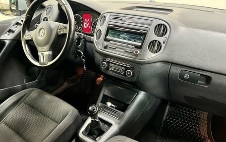 Volkswagen Tiguan I, 2011 год, 948 000 рублей, 7 фотография