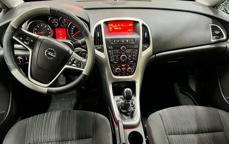Opel Astra J, 2011 год, 607 000 рублей, 8 фотография