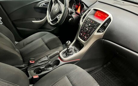 Opel Astra J, 2011 год, 607 000 рублей, 9 фотография