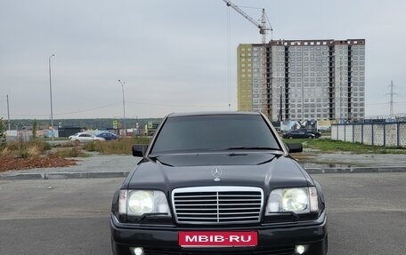 Mercedes-Benz E-Класс, 1992 год, 2 500 000 рублей, 1 фотография