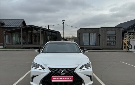 Lexus ES VII, 2019 год, 3 850 000 рублей, 1 фотография