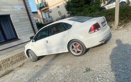 Volkswagen Polo VI (EU Market), 2016 год, 1 020 000 рублей, 2 фотография