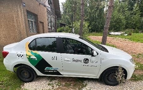 Renault Logan II, 2020 год, 435 000 рублей, 3 фотография