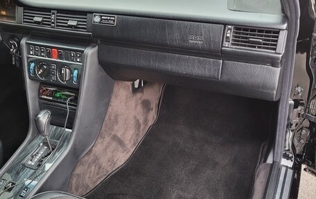 Mercedes-Benz E-Класс, 1992 год, 2 500 000 рублей, 2 фотография